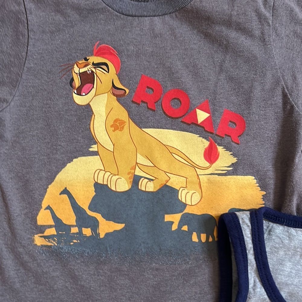 💕3 boy tees💙 - Picture 3 of 4